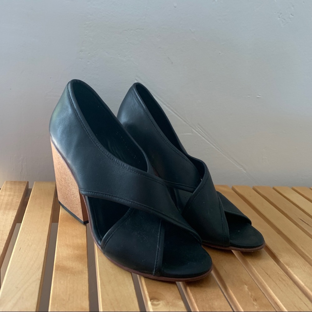 A Détacher Wedge Heels size 8